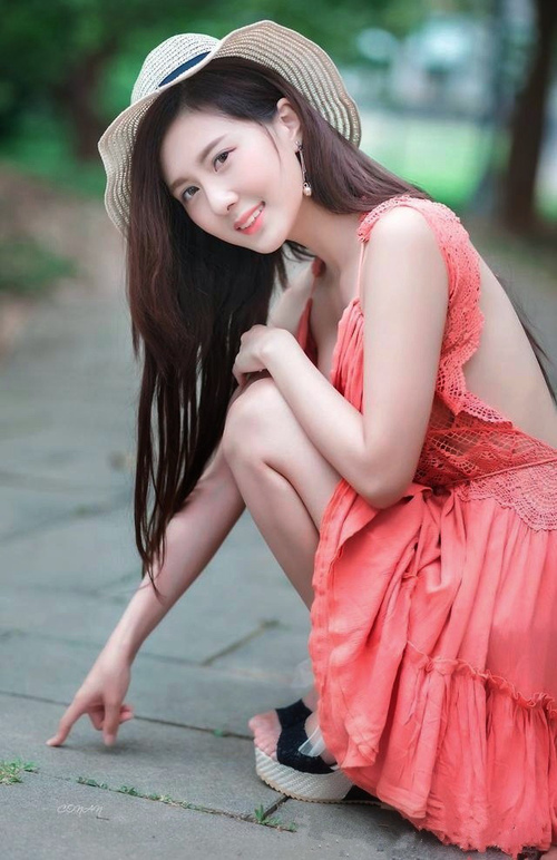 布莱顿高压从中路渗透寻找破门机会，布莱顿视频