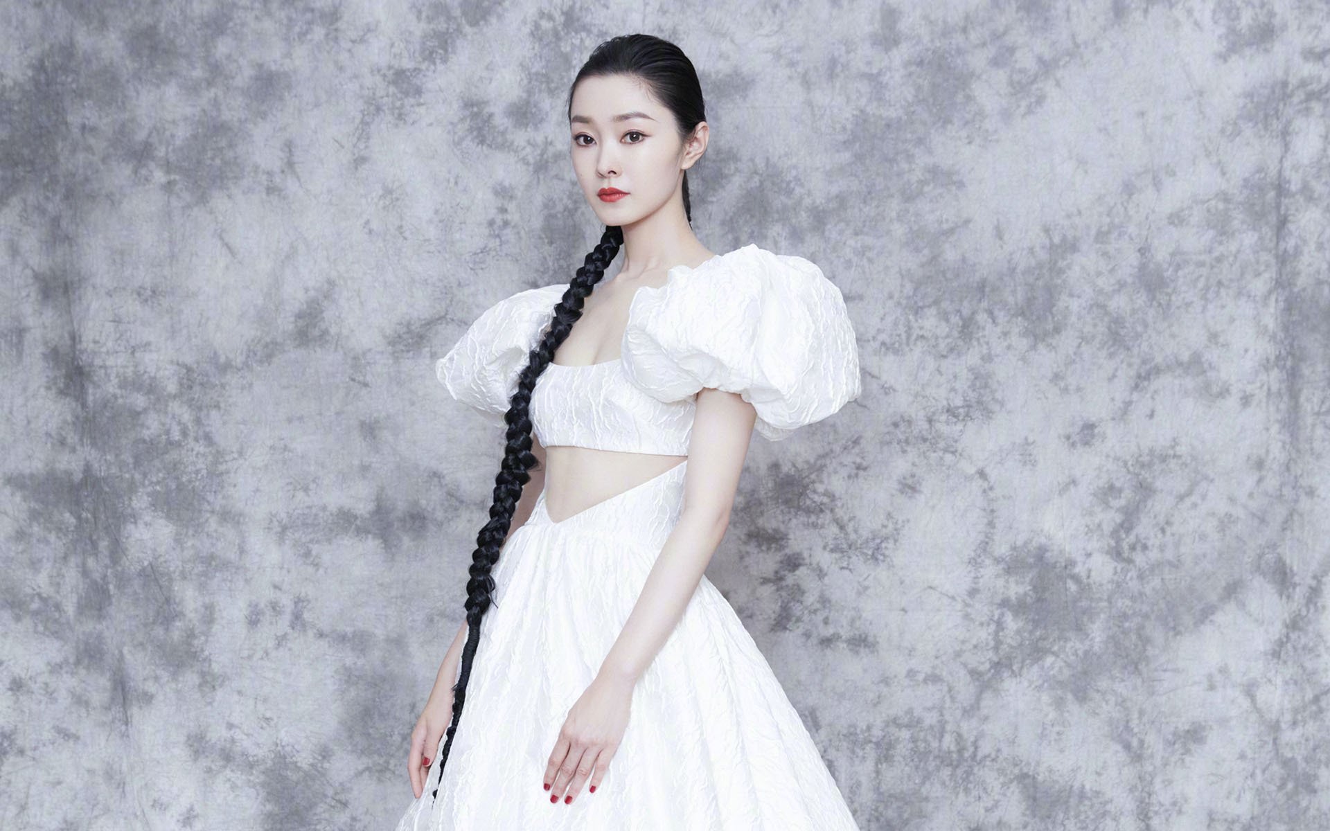 im体育官网入口-麦肯齐：作为全黑队的后卫，他的速度与技术为球队带来强大动力